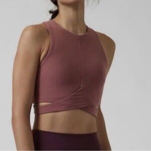 Athleta Conscious Cut Out Crop